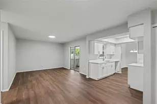 3410 50th St W, Bradenton, FL 34209 - Photo 9