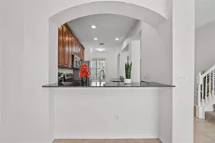 14055 Waterville Cir, Tampa, FL 33626 - Photo 9