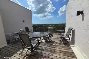 8186 Terrace Garden Dr N, Saint Petersburg, FL 33709 - Photo 43