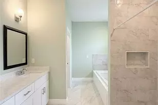 6690 54th Ave N, Saint Petersburg, FL 33709 - Photo 13