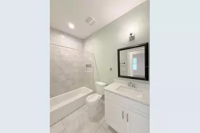 6690 54th Avenue N, Saint Petersburg, FL 33709 - Photo 17