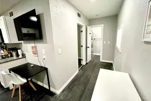 1219 E Emma St, Tampa, FL 33603 - Photo 25