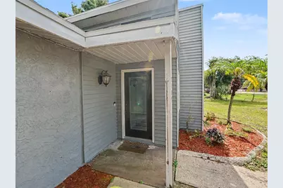 2409 11th Avenue SE, Ruskin, FL 33570 - Photo 3