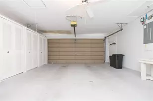 8423 Pebble Dr, Port Richey, FL 34668 - Photo 33