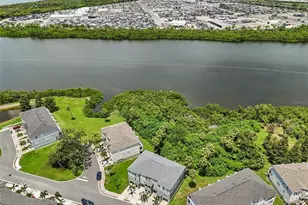 4864 Tuscan Loon Dr, Tampa, FL 33619 - Photo 15