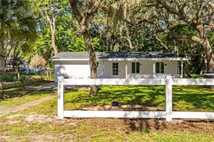 11303 Chicago Ave, New Port Richey, FL 34654 - Photo 23