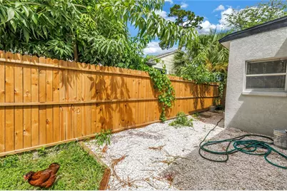 2000 27th Avenue N, Saint Petersburg, FL 33713 - Photo 29