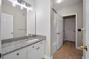 18001 Richmond Pl Dr, Tampa, FL 33647 - Photo 15