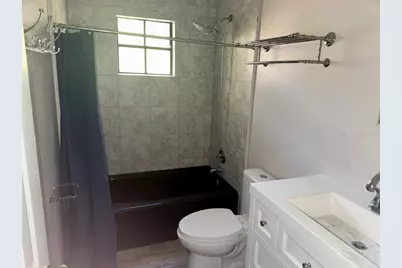 9901 Davis Street, Gibsonton, FL 33534 - Photo 29
