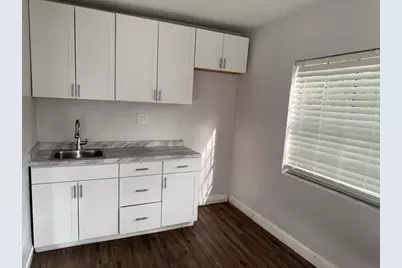 9901 Davis Street, Gibsonton, FL 33534 - Photo 31