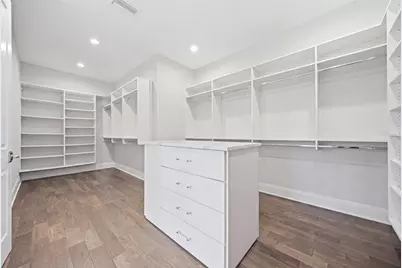 210 S Shore Crest Drive, Tampa, FL 33609 - Photo 35
