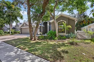 1809 Longview Ln, Tarpon Springs, FL 34689 - Photo 3