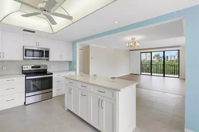 150 Belleview Boulevard #401, Belleair, FL 33756 - Photo 9