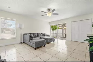 7310 Baja Ct, Tampa, FL 33634 - Photo 9