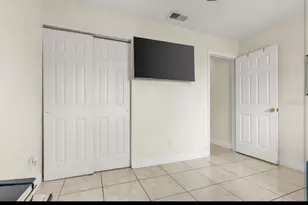 7310 Baja Ct, Tampa, FL 33634 - Photo 19