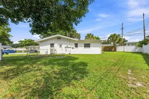 1773 London Ln, Clearwater, FL 33756 - Photo 67