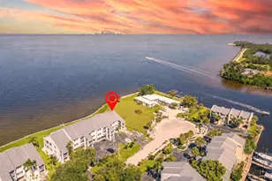 828 Bahia Del Sol Dr, Ruskin, FL 33570 - Photo 35