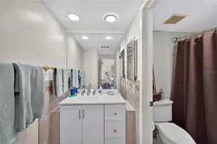 828 Bahia Del Sol Dr, Ruskin, FL 33570 - Photo 25