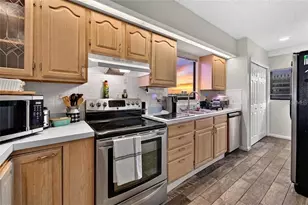 828 Bahia Del Sol Dr, Ruskin, FL 33570 - Photo 15