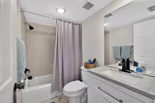828 Bahia Del Sol Dr, Ruskin, FL 33570 - Photo 29