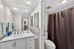 828 Bahia Del Sol Dr, Ruskin, FL 33570 - Photo 23