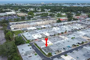 13940 Anona Heights Dr, Largo, FL 33774 - Photo 7