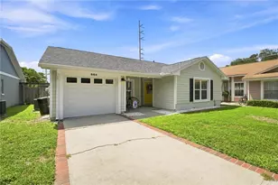 864 Franklin Cir, Palm Harbor, FL 34683 - Photo 1