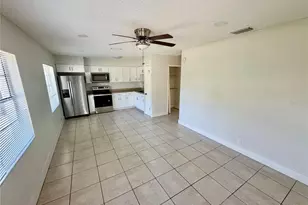 10123 N 11th St, Tampa, FL 33612 - Photo 5