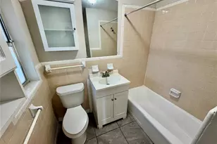 10123 N 11th St, Tampa, FL 33612 - Photo 17
