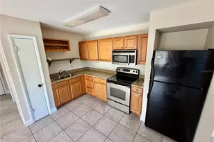 10123 N 11th St, Tampa, FL 33612 - Photo 15