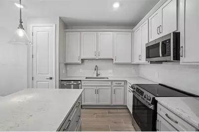 7328 Deer Valley Circle, Tampa, FL 33635 - Photo 11