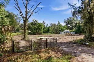 39211 Jarvis St, Dade City, FL 33523 - Photo 1