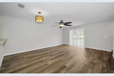 8013 Sutton Terrace Lane, Tampa, FL 33615 - Photo 13