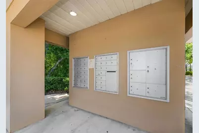8013 Sutton Terrace Lane, Tampa, FL 33615 - Photo 31
