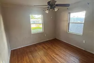495 60th St N, Saint Petersburg, FL 33710 - Photo 7