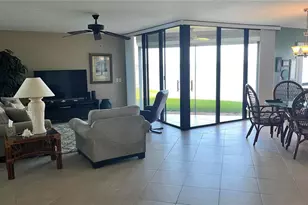 5541 Puerta Del Sol Blvd S, Saint Petersburg, FL 33715 - Photo 3