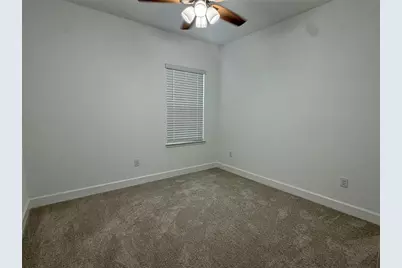 33901 Landsman Loop, Wesley Chapel, FL 33543 - Photo 17