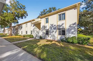 219 Palmetto Ct, Oldsmar, FL 34677 - Photo 1
