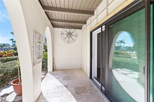 505 Plaza Seville Ct, Treasure Island, FL 33706 - Photo 29