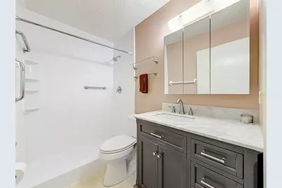 8174 Terrace Garden Drive N #207, Saint Petersburg, FL 33709 - Photo 37