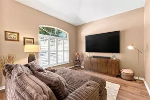19803 Glazing Globe Ln, Lutz, FL 33558 - Photo 9