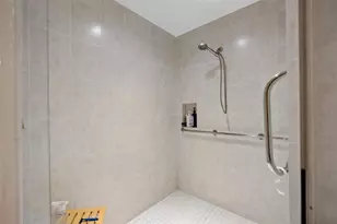 100 Beach Dr NE, Saint Petersburg, FL 33701 - Photo 41