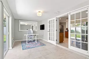 8467 77th Ave, Seminole, FL 33777 - Photo 5