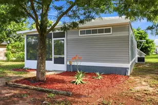 16137 Lauderdale St, Brooksville, FL 34604 - Photo 9