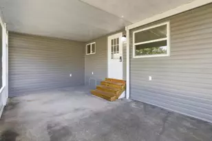16137 Lauderdale St, Brooksville, FL 34604 - Photo 13