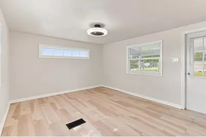 16137 Lauderdale Street, Brooksville, FL 34604 - Photo 15