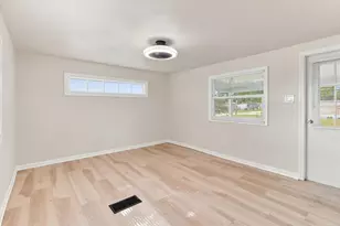 16137 Lauderdale St, Brooksville, FL 34604 - Photo 15