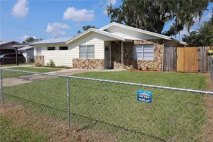 2620 Howard St, Mulberry, FL 33860 - Photo 3