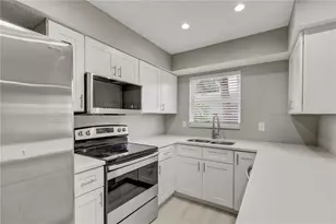 9030 Blind Pass Rd, Treasure Island, FL 33706 - Photo 11