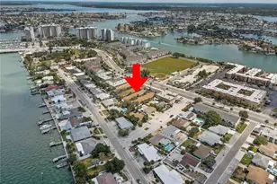 9030 Blind Pass Rd, Treasure Island, FL 33706 - Photo 31